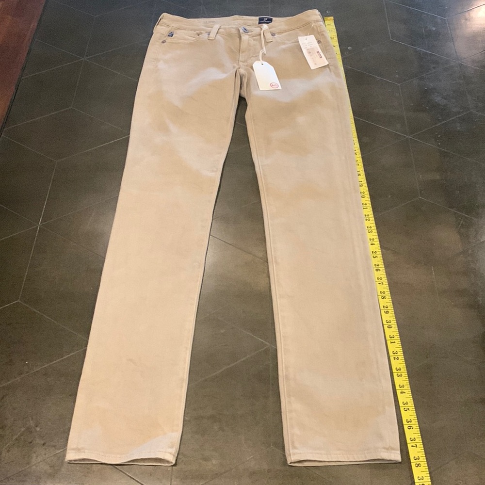 Soft tan comfortable jeans Size 25 w/ 38” L.